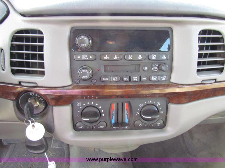 image for item E8038 2004 Chevrolet Impala