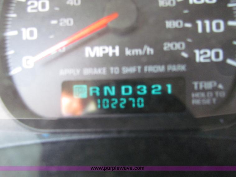 image for item E8038 2004 Chevrolet Impala