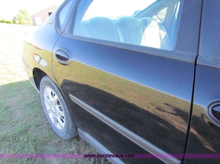 image for item E8038 2004 Chevrolet Impala