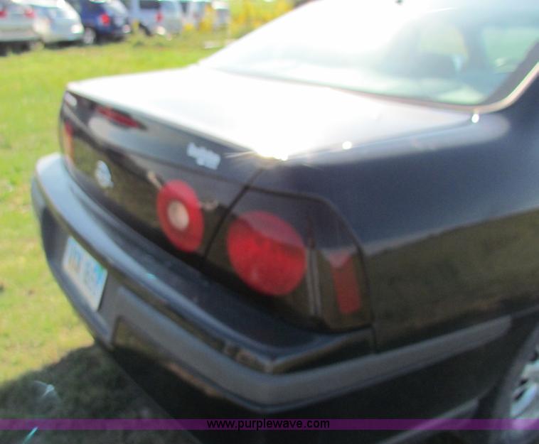 image for item E8038 2004 Chevrolet Impala