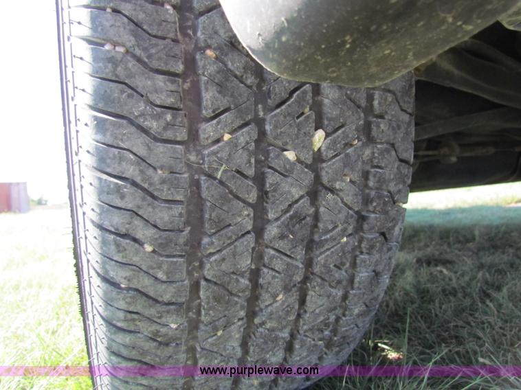 image for item E8038 2004 Chevrolet Impala