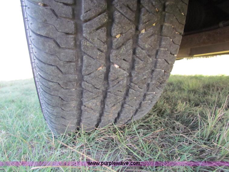 image for item E8038 2004 Chevrolet Impala