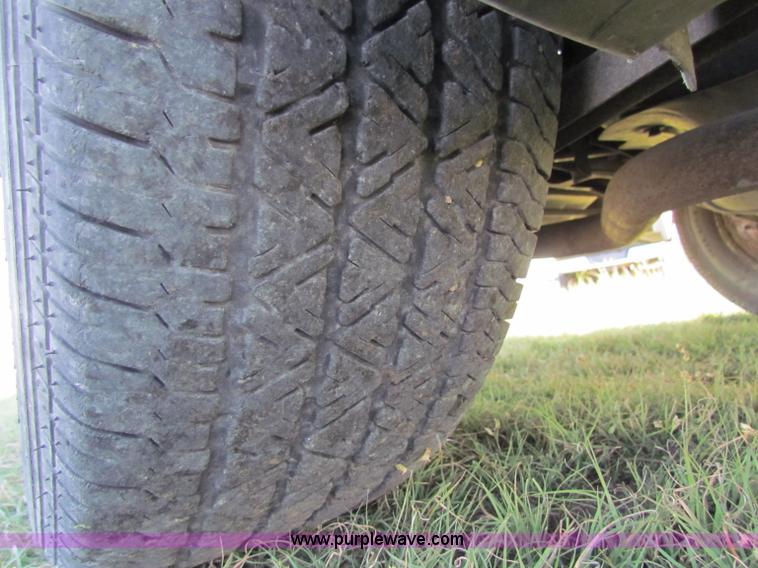 image for item E8038 2004 Chevrolet Impala