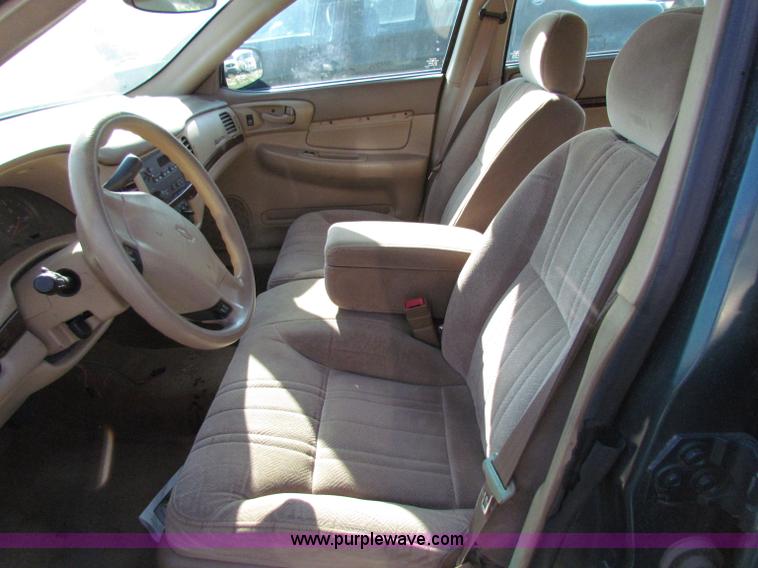 image for item E8042 2000 Chevrolet Impala