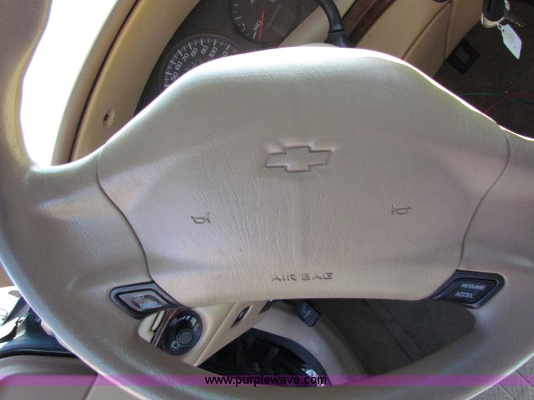 image for item E8042 2000 Chevrolet Impala