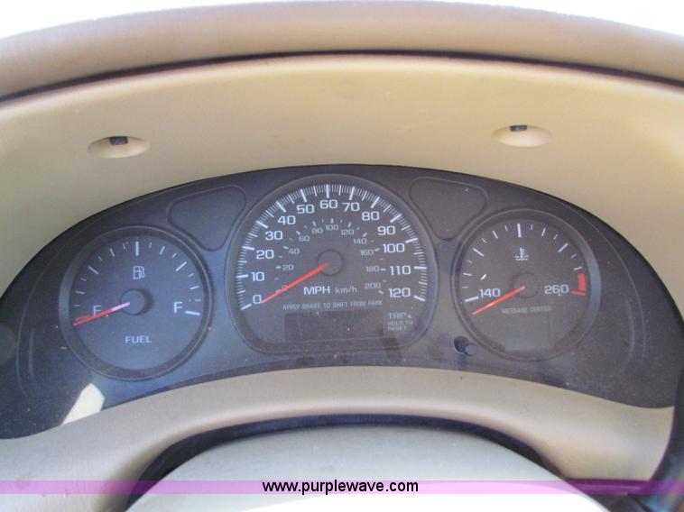 image for item E8042 2000 Chevrolet Impala