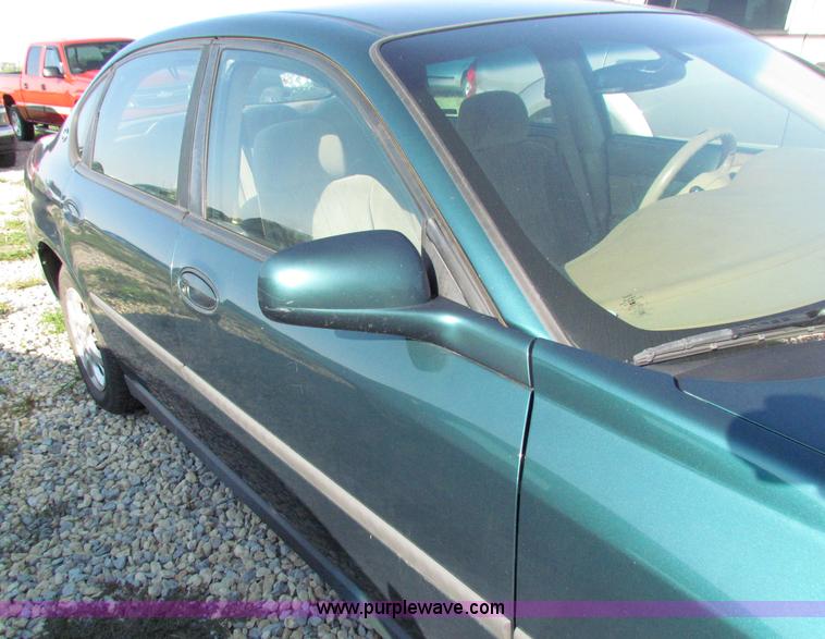 image for item E8042 2000 Chevrolet Impala