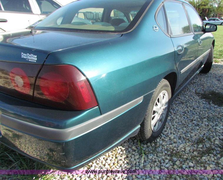 image for item E8042 2000 Chevrolet Impala