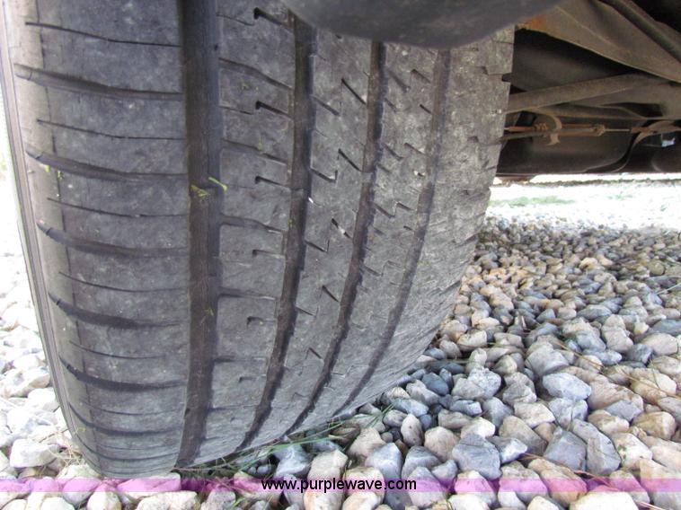 image for item E8042 2000 Chevrolet Impala