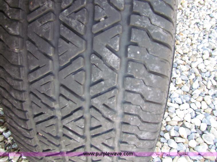 image for item E8042 2000 Chevrolet Impala