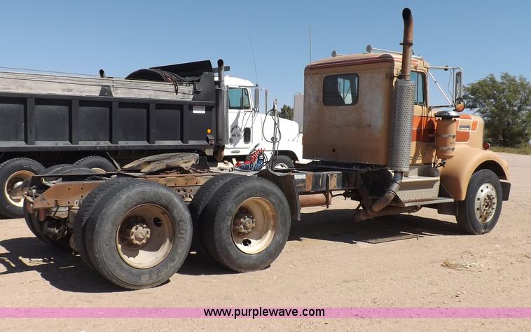 image for item F6018 1979 Kenworth semi truck