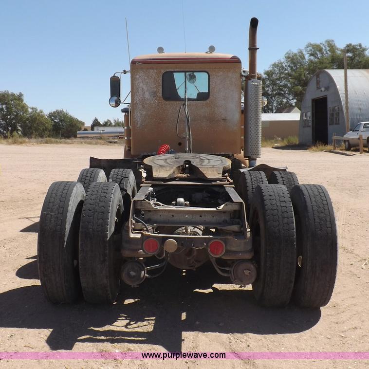 image for item F6018 1979 Kenworth semi truck
