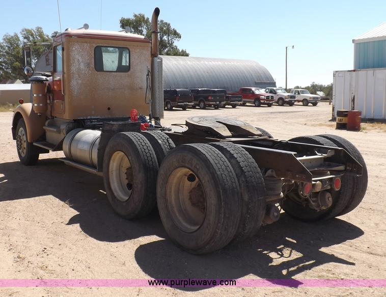 image for item F6018 1979 Kenworth semi truck
