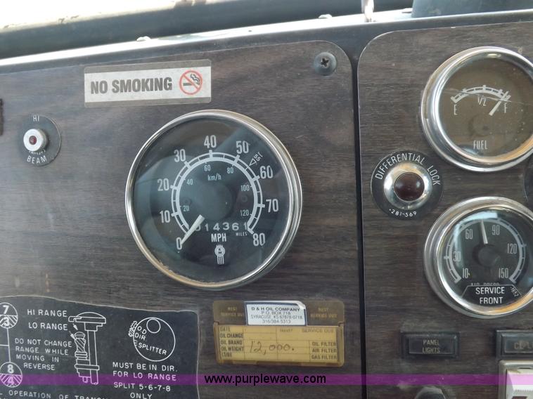 image for item F6018 1979 Kenworth semi truck