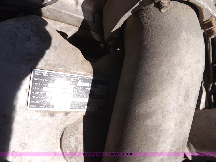 image for item F6018 1979 Kenworth semi truck