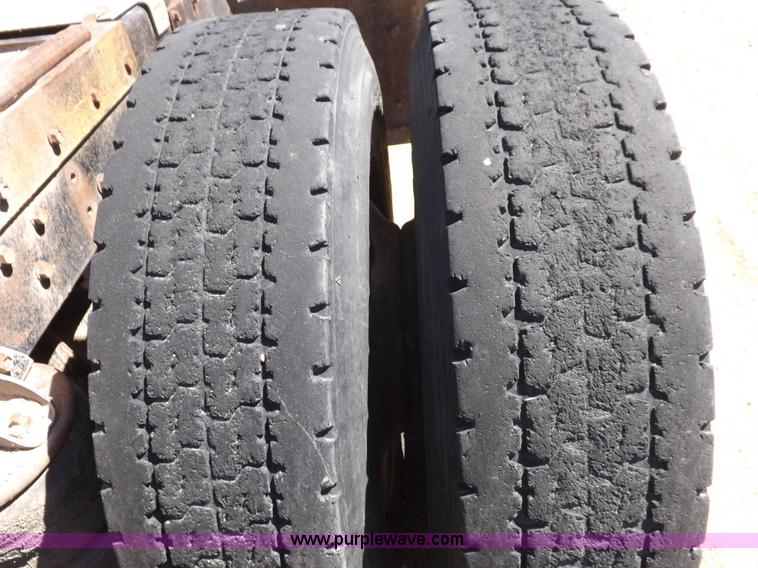 image for item F6018 1979 Kenworth semi truck