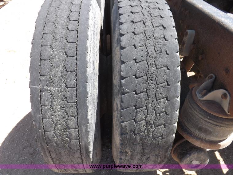 image for item F6018 1979 Kenworth semi truck