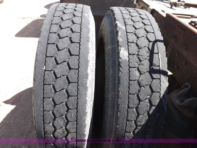 image for item F6018 1979 Kenworth semi truck