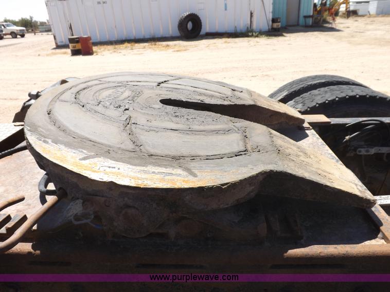 image for item F6018 1979 Kenworth semi truck