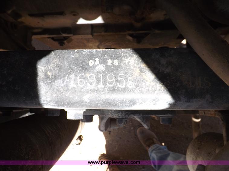 image for item F6018 1979 Kenworth semi truck