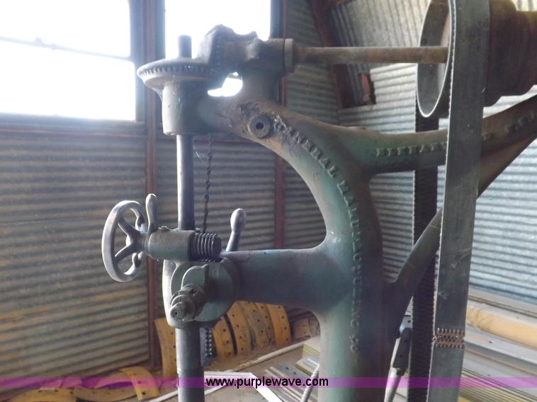 image for item F6019 General Manufacturing free standing drill press