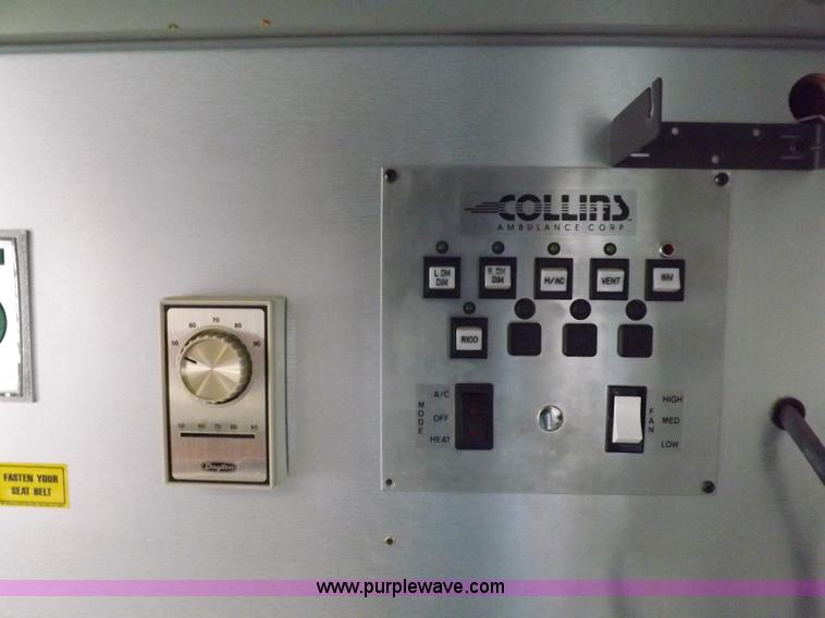 image for item F6021 1991 Ford E350 ambulance