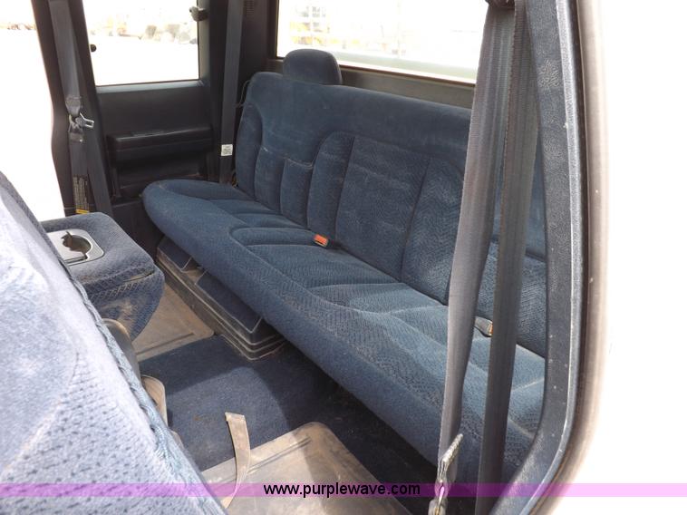 image for item F6025 1997 Chevrolet Silverado 1500 extended cab pickup truck