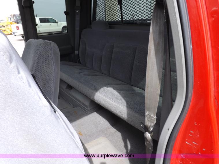 image for item F6026 1998 Chevrolet Silverado 2500 extended cab pickup truck