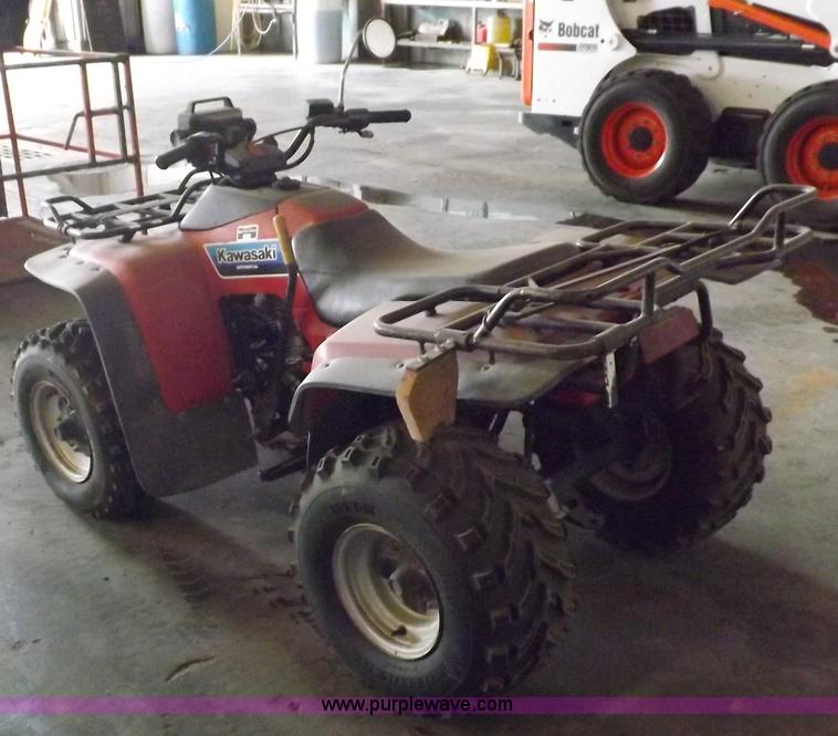 image for item F6027 1986 Kawasaki Bayou 300 ATV