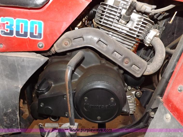 image for item F6027 1986 Kawasaki Bayou 300 ATV