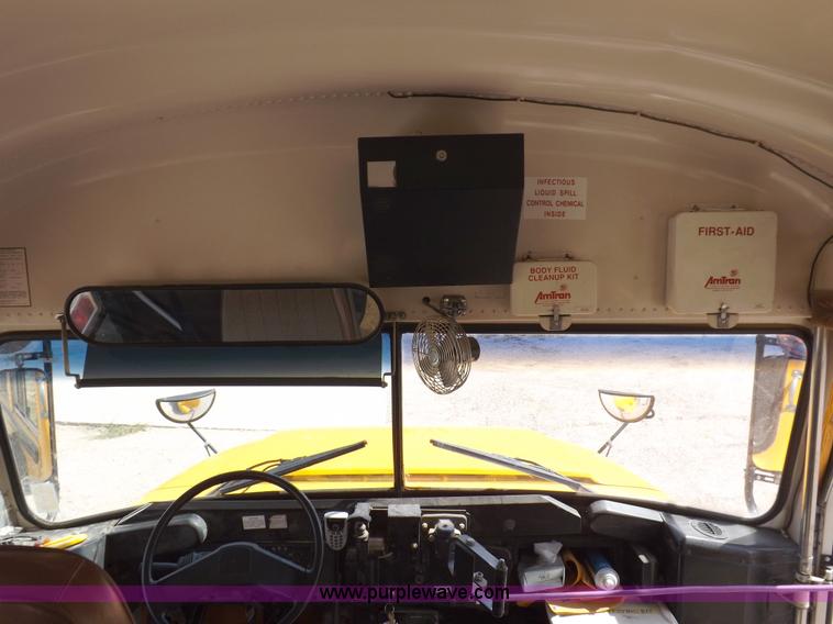 image for item F6028 1995 International Navistar 3800 school bus