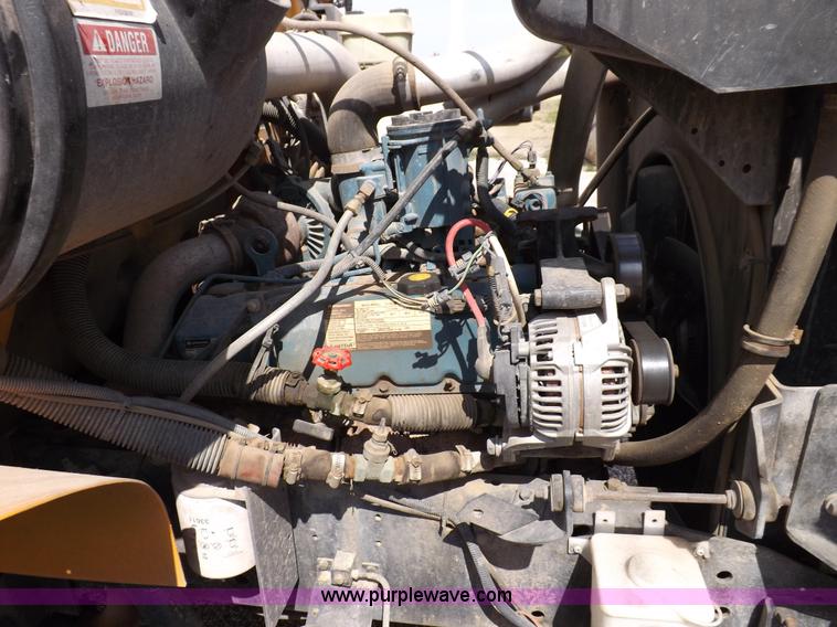 image for item F6028 1995 International Navistar 3800 school bus