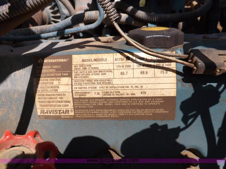 image for item F6028 1995 International Navistar 3800 school bus