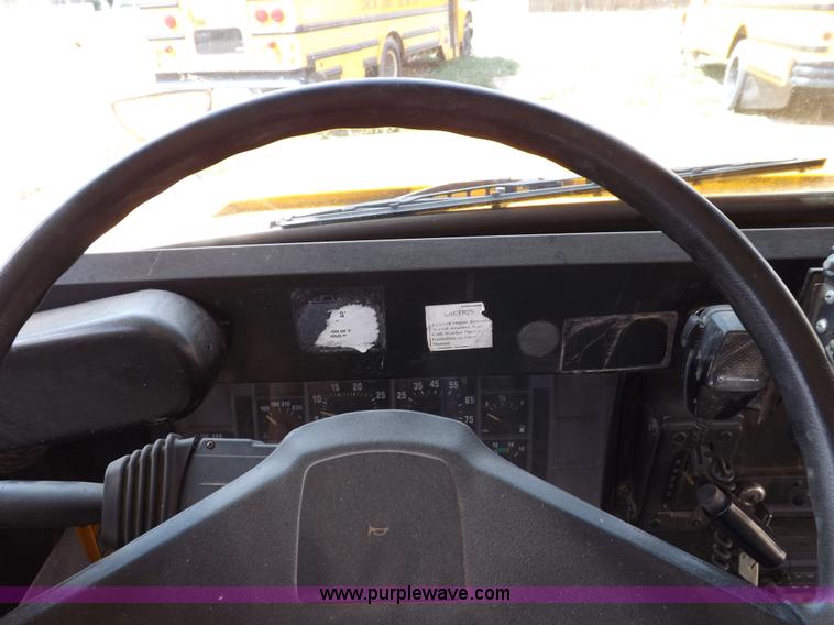 image for item F6029 1996 International Navistar 3800 school bus