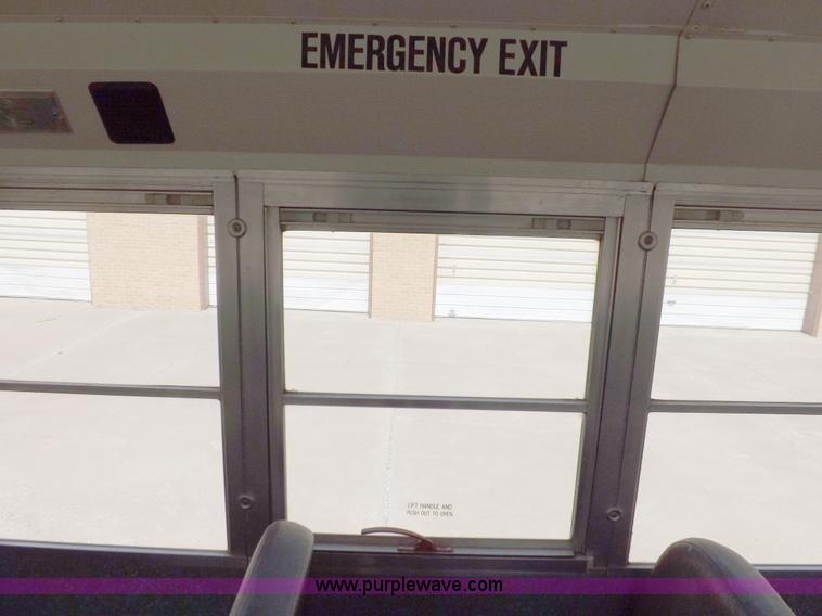 image for item F6029 1996 International Navistar 3800 school bus