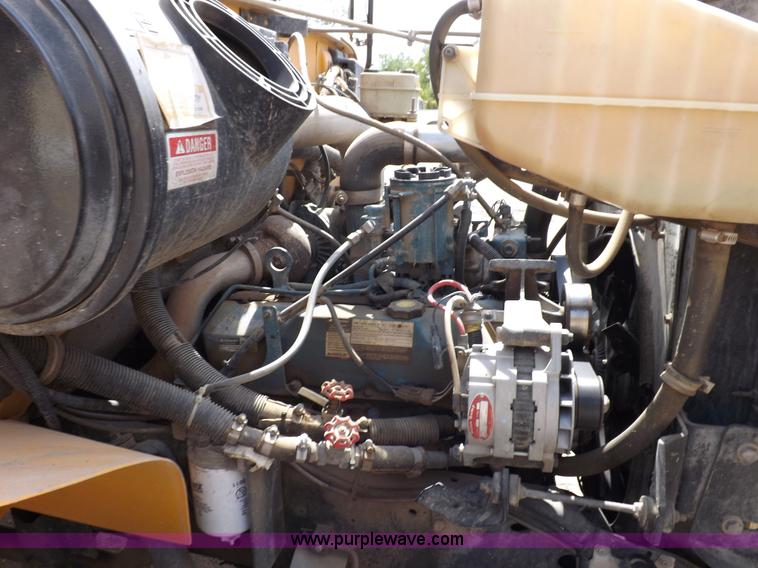 image for item F6029 1996 International Navistar 3800 school bus