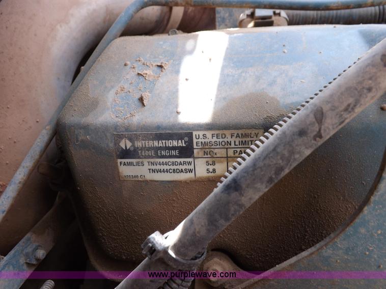 image for item F6029 1996 International Navistar 3800 school bus