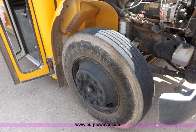 image for item F6029 1996 International Navistar 3800 school bus