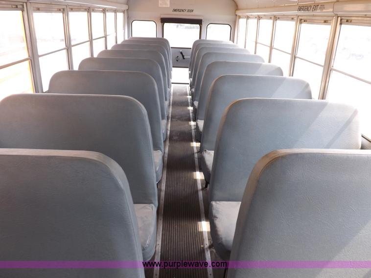 image for item F6030 1994 International Navistar 3700 Thomas Built school bus