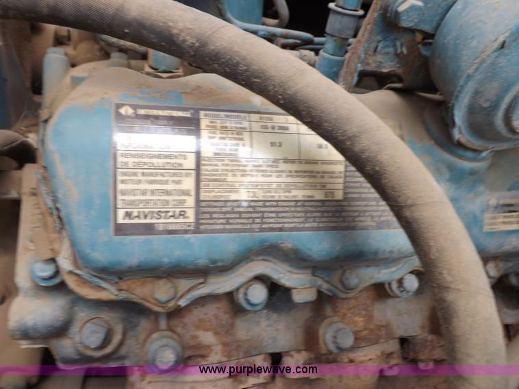 image for item F6030 1994 International Navistar 3700 Thomas Built school bus