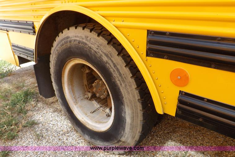 image for item F6030 1994 International Navistar 3700 Thomas Built school bus