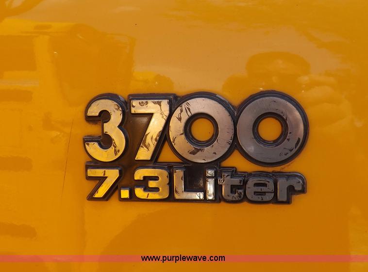 image for item F6030 1994 International Navistar 3700 Thomas Built school bus