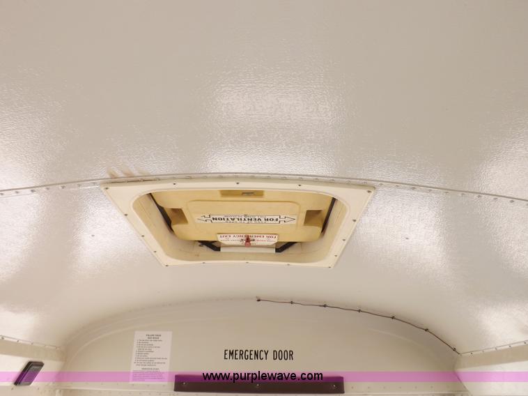 image for item F6031 1993 GMC G3500 Vandura school bus