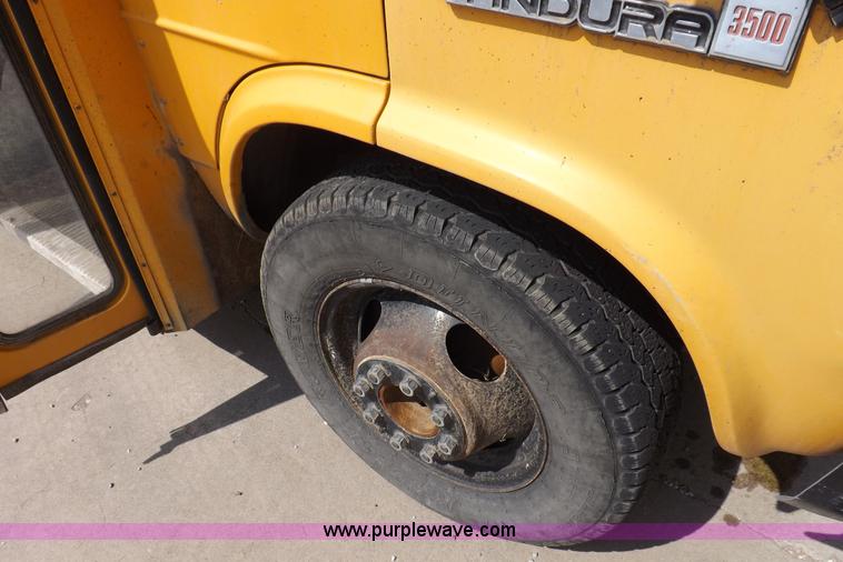 image for item F6031 1993 GMC G3500 Vandura school bus