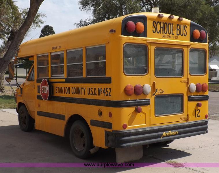 image for item F6032 1994 GMC G3500 Vandura school bus