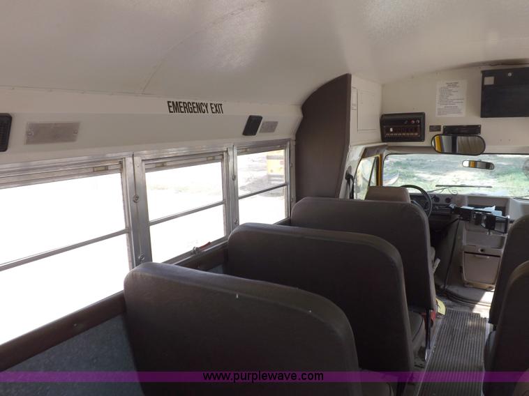 image for item F6032 1994 GMC G3500 Vandura school bus