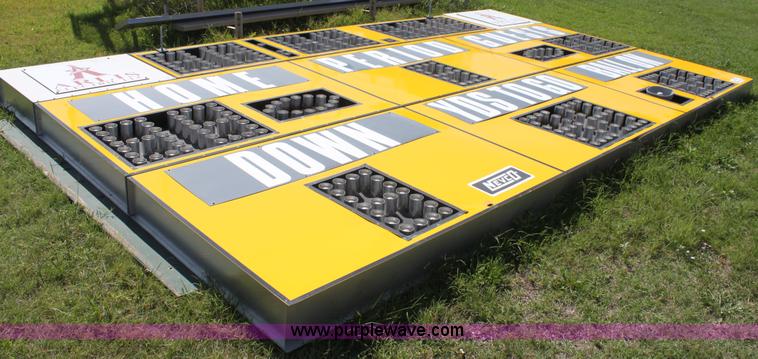 image for item G4915 Nevco scoreboard