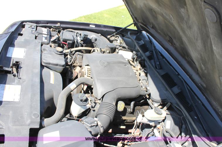 image for item G4918 1999 Ford Crown Victoria