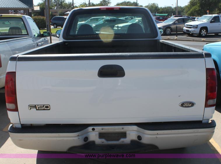 image for item G4919 2000 Ford F150 pickup truck