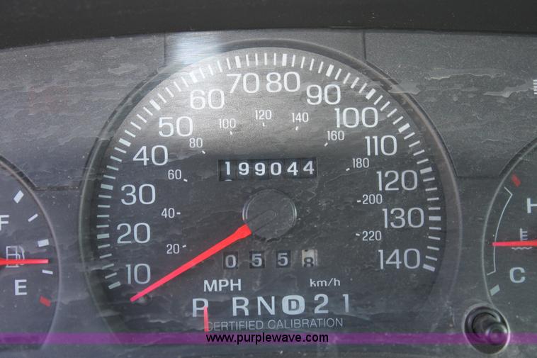 image for item G4926 2003 Ford Crown Victoria Police Interceptor